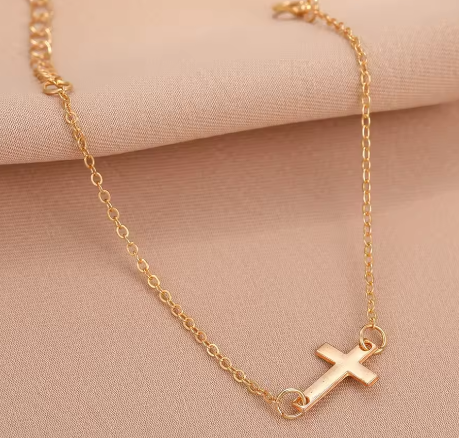 The New Cross Bracelet for Women – Fashionable Light Luxury Faith Bracelet
